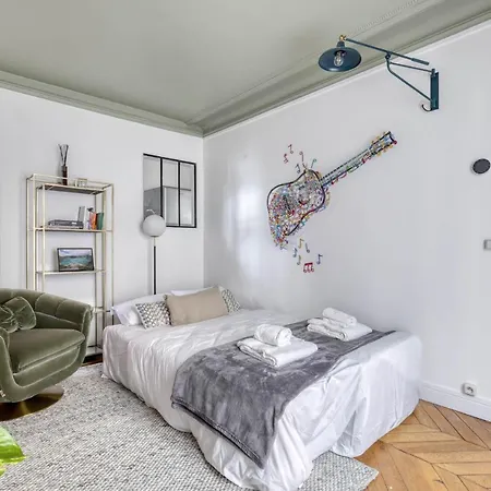 Charming And Designed Flat - Heart Of Montmartre * Paris